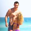 Exclusif - Hayden Panettière et son fiancé Wladimir Klitschko profitent en amoureux de la plage à Miami, le 30 mars 2013.
