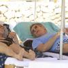 Encore une journée à la plage d'Ibiza, le 21 août 2013, pour la Cayetana, 18e duchesse d'Albe. Après un début de vacances en célibataire dans les Baléares, son mari Alfonso Diez Carabantes l'a rejointe.