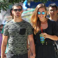 Joe Jonas : Promenade en amoureux avec sa belle Blanda Eggenschwiler