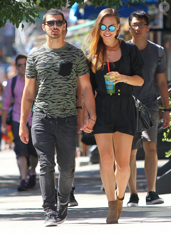Dimanche 25 août 2013, Jonas Jonas s'offrait une virée à New York avec sa chérie Blanda Eggenschwiler.