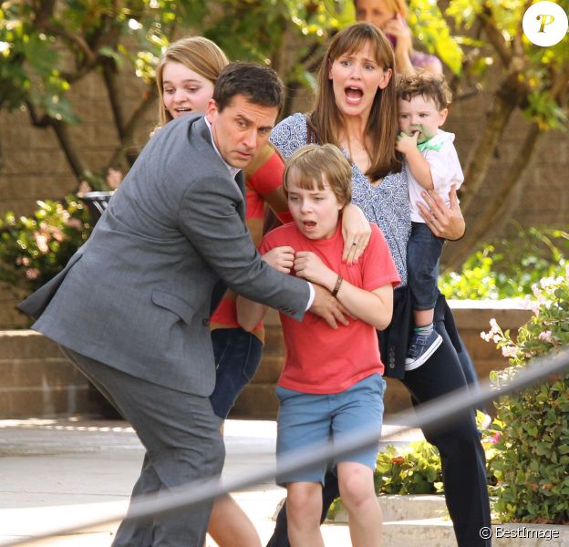 Jennifer Garner Effrayee Lors D Une Scene Hilarante Avec Un Bebe Et Steve Carell Purepeople