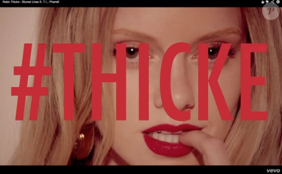 La sublime Elle Evans