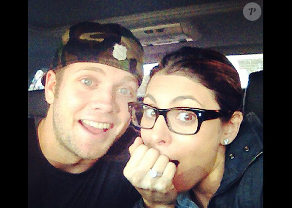Jamie-Lynn Sigler et Cutter Dykstra avaient posté une photo sur les réseaux sociaux le 28 janvier 2013 pour annoncer leurs fiançailles