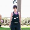 Exclusif - Jennifer Love Hewitt, enceinte, fait du sport dans un parc à Los Angeles, le 26 août 2013.