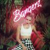 Miley Cyrus prend la pose pour la promotion de son prochain album, Bangerz.