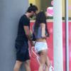 Exclusif - Nabilla Benattia et son petit ami Thomas Vergara font du shopping à Hollywood, le 25 août 2013.