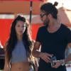 Nabilla Benattia et son compagnon Thomas Vergara se promènent dans les rues d'Hollywood, le 25 aout 2013.