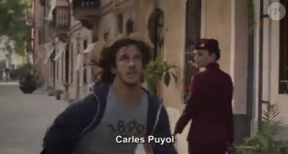 Carles Puyol dans la publicité Qatar Airways.