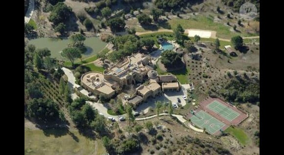 Will Smith et Jada vendent leur villa pour 42 millions de dollars.