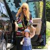 La styliste Rachel Zoe et son fils Skyler vont faire du shopping à Beverly Hills, le 10 août 2013.