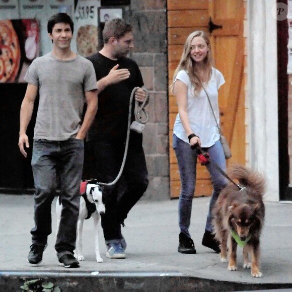 Amanda Seyfried et Justin Long en virée dans les rues de New York, le 3 septembre 2013.