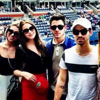 Nick Jonas : Le beau gosse en couple avec la sublime Miss Univers Olivia Culpo