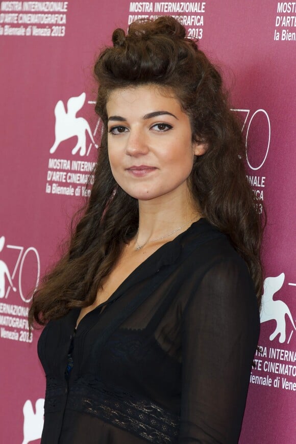 Esther Garrel lors du photocall du film La Jalousie pendant la Mostra de Venise le 5 septembre 2013