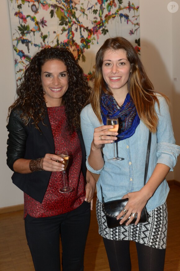 Barbara Cabrita et Fanny Escobar lors du vernissage de l'exposition d'Alicia Paz à l'Institut Culturel du Mexique à Paris le 10 septembre 2013.