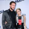 Miley Cyrus et Liam Hemsworth lors de l'avant-première du film Paranoïa à Los Angeles le 8 août 2013