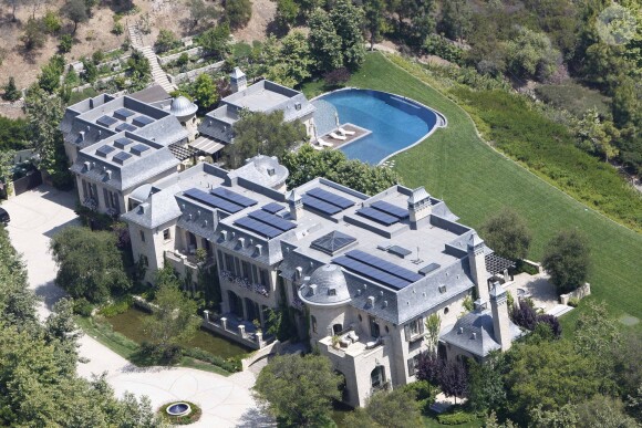 Vue aérienne de la demeure de Gisele Bündchen et Tom Brady à Brentwood du côté de Los Angeles, le 2 juin 2013
