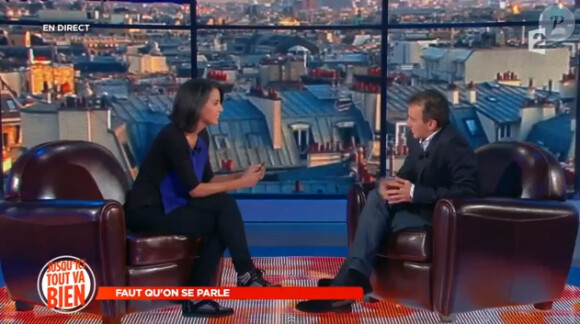 Sophia Aram et Elie Semoun dans Jusqu'ici tout va bien, sur France 2, le mardi 17 septembre 2013.