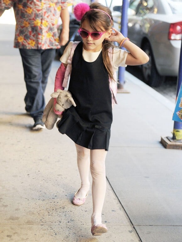 Katie Holmes et sa fille Suri Cruise dans les rues de New York, le 20 septembre 2013.