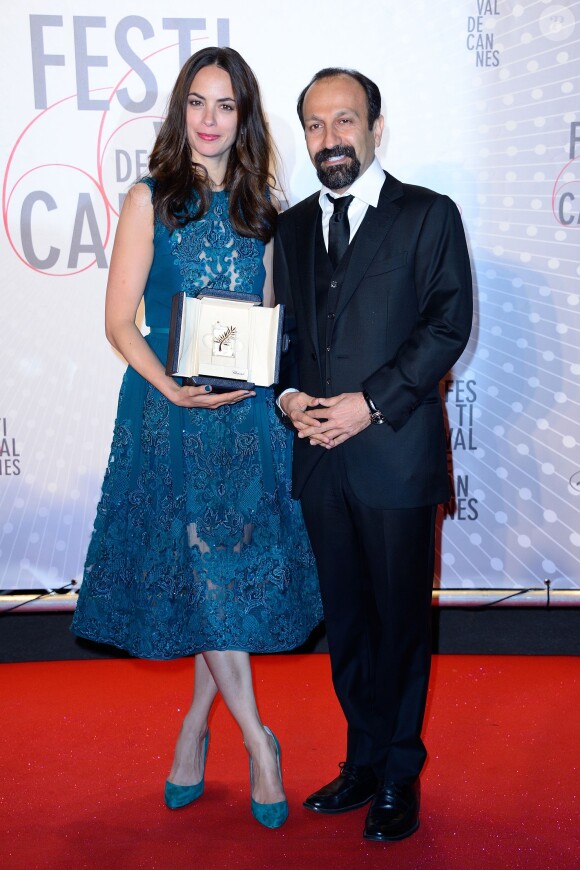 Bérénice Bejo et Asghar Farhadi lors du Festival de Cannes le 26 mai 2013, lors de la remise de prix