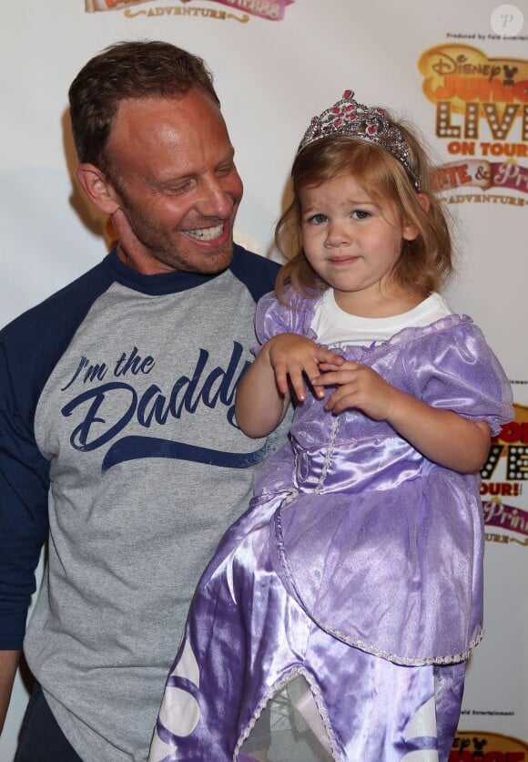 Ian Ziering et sa fille Mia au spectacle "Disney Junior Live On Tour Pirate & Princess Adventure", à Los Angeles, le 29 septembre 2013.