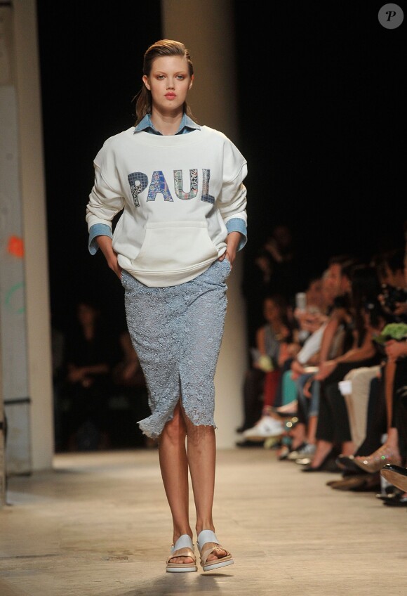 Le défilé Paul & Joe, collection prêt-à-porter printemps-été 2014, au Palais de Tokyo à Paris, le 1er octobre 2013.