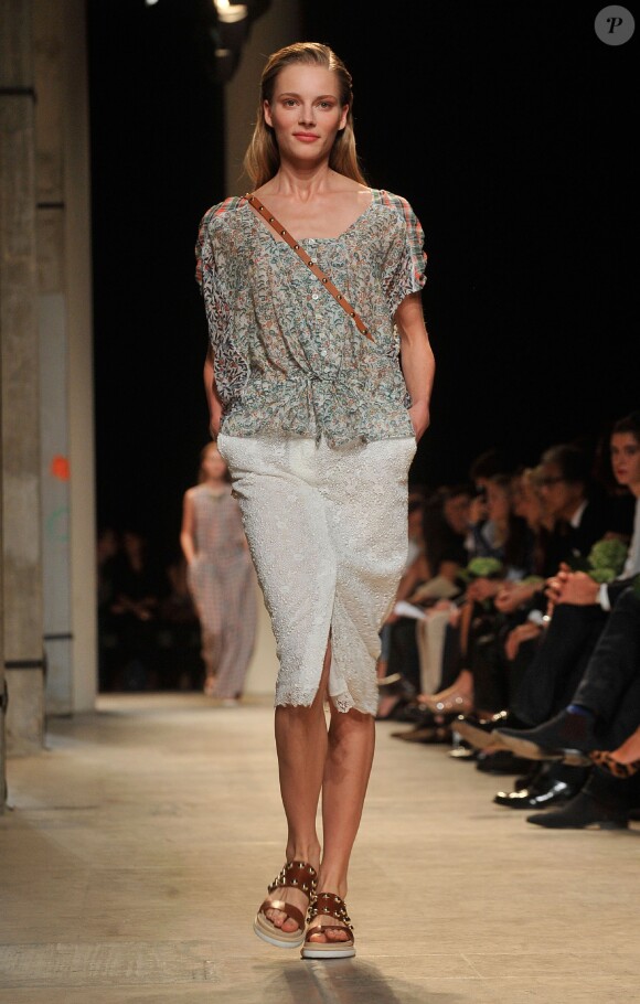 Le défilé Paul & Joe, collection prêt-à-porter printemps-été 2014, au Palais de Tokyo à Paris, le 1er octobre 2013.