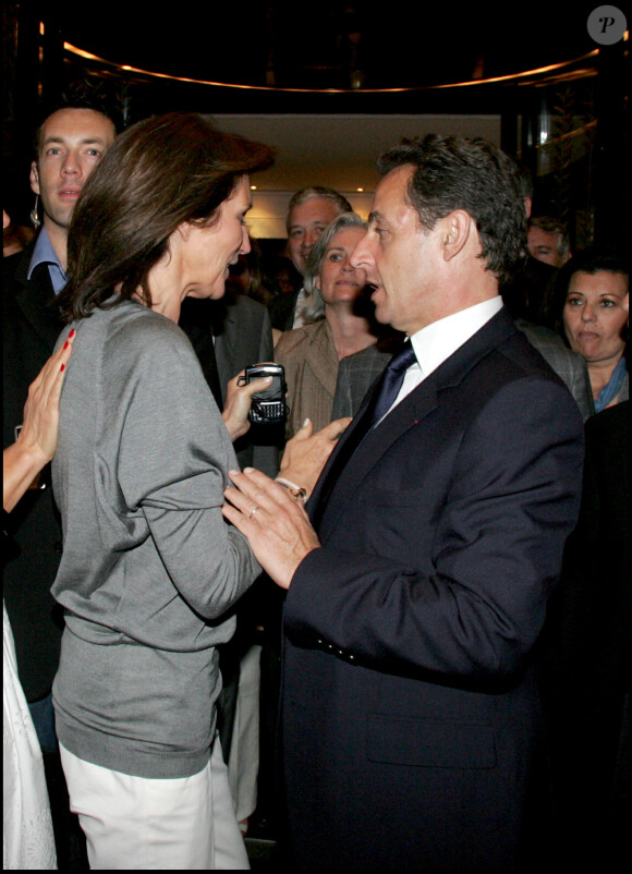 Soirée au Fouquet's avec Nicolas Sarkozy et Cécilia le 7 mai 2007 à Paris.