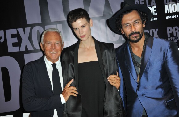 Giorgio Armani, Saskia de Brauw et Haider Akermann au Prix d'excellence de la mode 2013 du magazine Marie Claire au Palais de Tokyo à Paris le 2 octobre 2013.