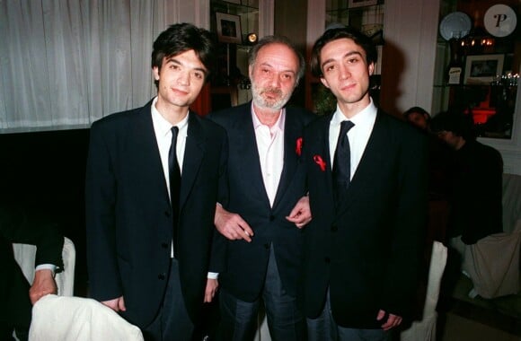 Claude Berri et ses enfants, Julien et Thomas à Cannes en mai 1994.