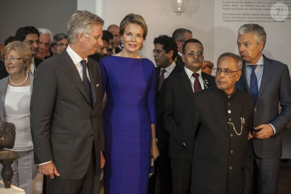 Le roi Philippe de Belgique et la reine Mathilde lors de l'inauguration du Festival Europalia.India en présence du président de l'Inde Pranab Kumar Mukherjee au palais des Beaux-Arts de Bruxelles le 4 octobre 2013.