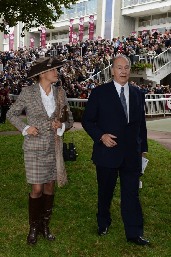 Zahra Aga Khan et son père le Prince Karim Aga Khan lors du Qatar Prix de l'Arc de Triomphe à Longchamp le 6 octobre 2013.