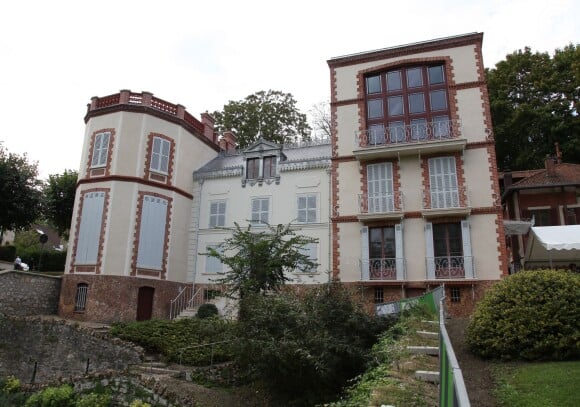 Exclusif - Pèlerinage littéraire à la maison d'Émile Zola à Médan, le 6 octobre 2013.