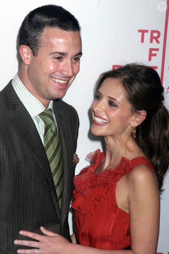 Freddie Prinze Jr et Sarah Michelle Gellar à New York en 2007.