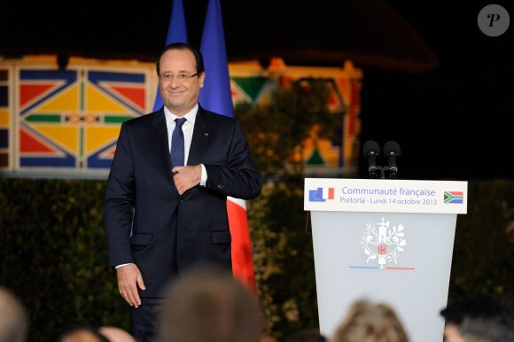 François Hollande lors d'un discours donné à la communauté française d'Afrique du Sud à l'ambassade de France à Pretoria, le 14 octobre 2013
