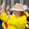 Joyeuse entrée du roi Philippe de Belgique et de la reine Mathilde à Liège le 11 octobre 2013. Le manteau jaune poussin de la reine a fait piailler !