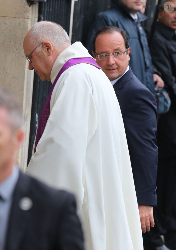 François Hollande lors des obsèques de Patrice Chéreau en l'église Saint-Sulpice à Paris, le 16 octobre 2013.