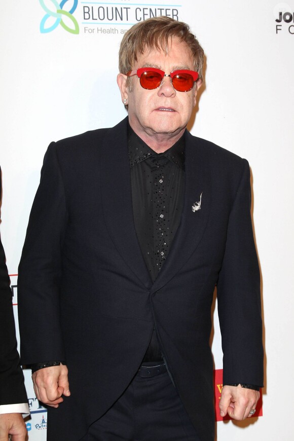 Elton John à la 12e soirée Elton John AIDS Foundation au restaurant Cipriani de New York, le 15 octobre 2013.
