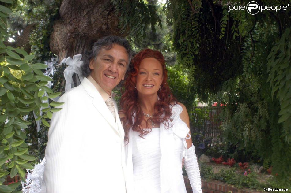 Mariage de Jean-Pierre Savelli (Peter et Sloane) avec Sandry le 5 juillet 2008 à Villeneuve-la-Garenne
