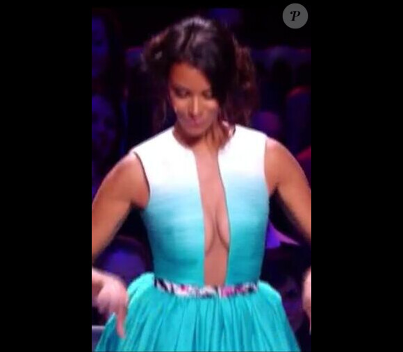 Shy'm dévoile sa poitrine dans une robe qui a fait le buzz dand Danse avec les stars 4 sur TF1 le samedi 19 octobre 2013