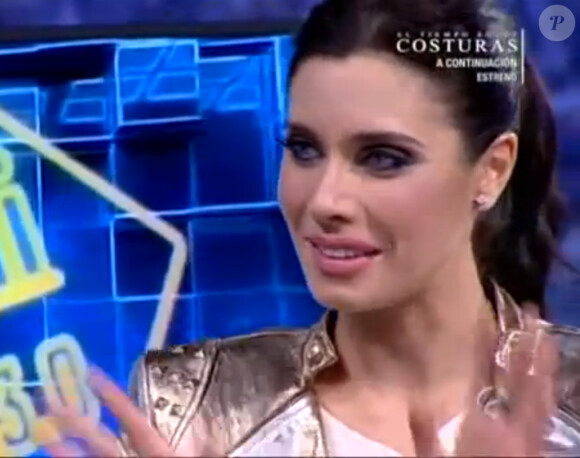 Pilar Rubio en larmes sur Antena 3, le 21 octobre 2013, après la surprise de son compagnon Sergio Ramos.