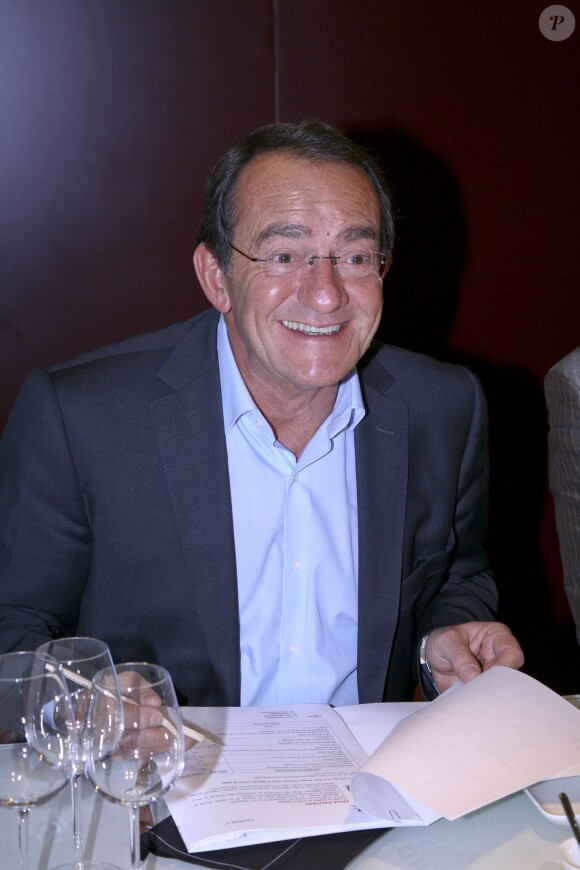 Jean-Pierre Pernaut lors du concours de l'école de cuisine d'Alain Ducasse, le 22 novembre 2012 à Paris