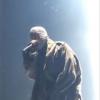 Kanye West s'adresse à ses fans pendant 10 minutes après avoir interprété la chanson Runaway lors de son concert à la MGM Grand Garden Arena. Las Vegas, le 25 octobre 2013.