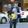 L'acteur Orlando Bloom à New York pour Halloween, avec son fils Flynn, le lundi 28 octobre 2013.
