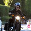 Pink et son mari Carey Hart font une balade à moto dans les rues de Los Angeles, le 22 septembre 2013.