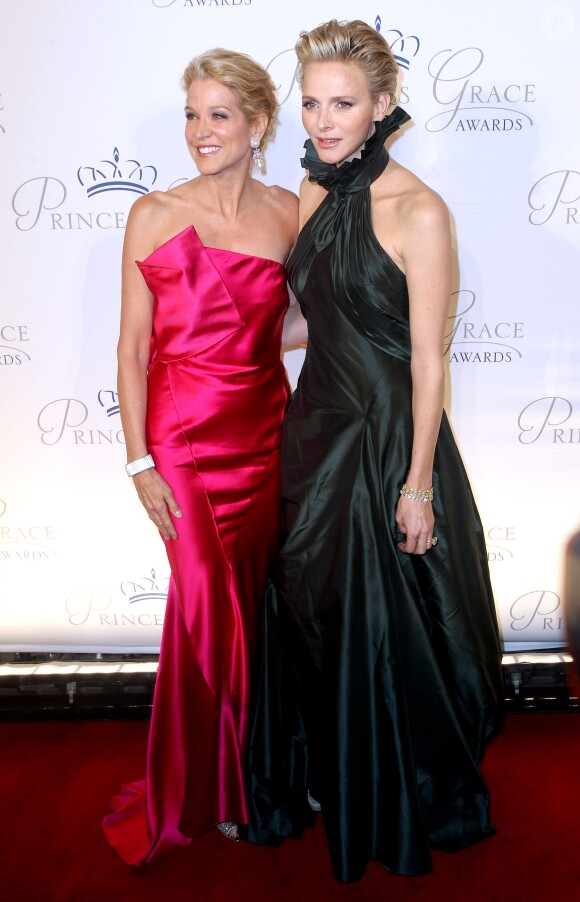 Charlene de Monaco et Paula Zahn lors de la soirée "Princess Grace Awards Gala 2013" à New York, le 30 octobre 2013.