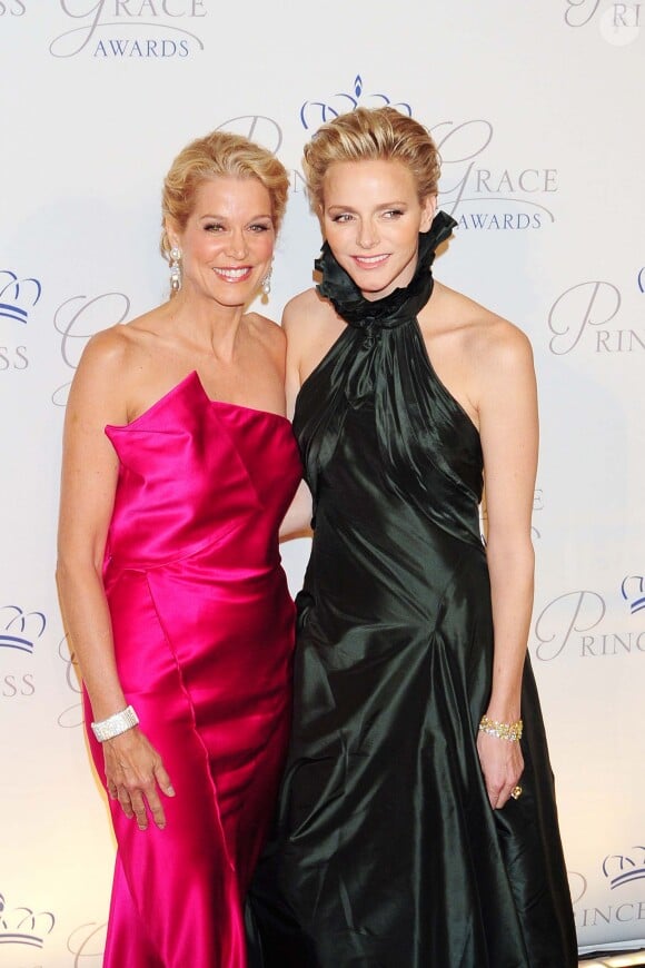 Paula Zahn et Charlene de Monaco lors de la soirée "Princess Grace Awards Gala 2013" à New York, le 30 octobre 2013.