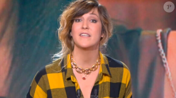 Daphné Bürki présente l'émission Le Tube sur Canal+, le samedi 2 novembre 2013.