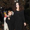 Please hide the children's faces prior to the publication. Liv Tyler takes her kids trick or treating on Halloween in New York City, NY, USA, October 31, 2013. Photo by Bill Davila/Startraks/ABACAPRESS.COM01/11/2013 - New York City