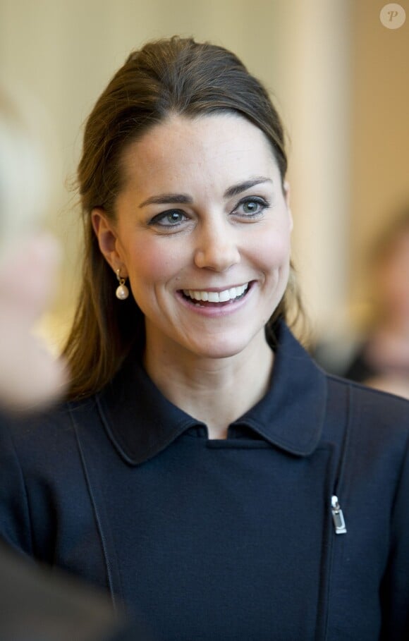 Beauty look de Kate Middleton : on copie le trait d'eye liner pour un regard mis en valeur