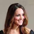Beauty look de Kate Middleton : on copie une ombre à paupière foncée